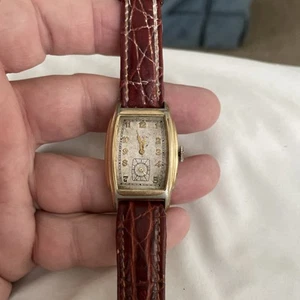 Antiguo Reloj Pulsera Elgin 7j Para Hombre Funciona Lleno de Oro 1935-1937 Sin Cristal - Imagen 1 de 15