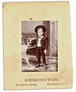 Kleines Kind im süßen Kostüm Remington Buffalo NY kleines Foto - Bild 1 von 3