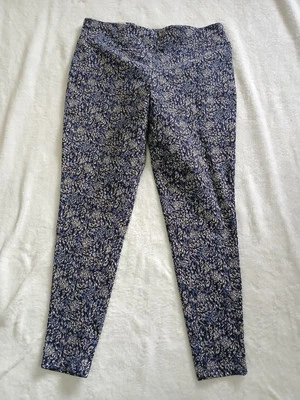 Terra & Sky Plus Size Fitted High Rise Leggings Feathers Texture Slate 14W NWT - Image 1 of 4