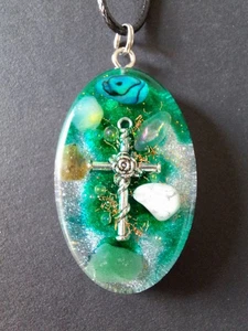 Orgonit Anhänger Vertrauen Orgon Kreuz Amulett Chrysopras Aventurin Jade Magnesi - Bild 1 von 7