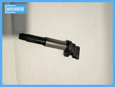 Original BMW 320i Bosch ignition coil 0221504100 - Image 1 of 3