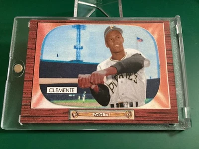 1955 Bowman Style Roberto Clemente Pittsburgh Pirates variación de bateo 1 toque Foto 1 de 4