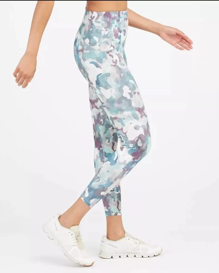 SPANX Painted Camo Pink Multi Active Printed 7/8 Leggings 50209R Size S/P