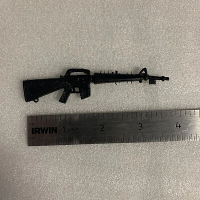 Figura de acción de colección 1974 Mego Planet the Apes POTA M-16 8" pistola soldado Foto 1 de 4