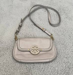 Tory Burch Crossbody Small Amanda Gray Pebbled Leather Gold Logo Shoulder Purse - Picture 1 of 18