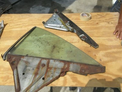 Pontiac Catalina 1965 2+2 izquierdo 1/4 cuarto vidrio tintado canal lateral derecho Foto 1 de 4