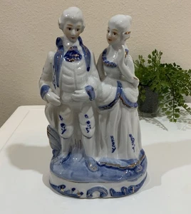 Vtg Porcelain Blue White Chinoiserie Victorian Colonial Couple Gold Accent 7.75” - Picture 1 of 7