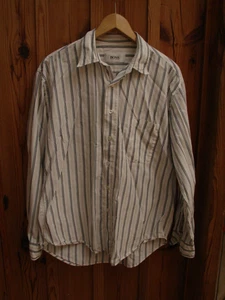 Hugo Boss Kragenhemd Gr 41, weiß mit Stripes - Bild 1 von 4