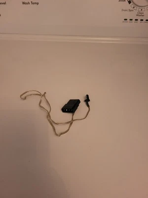 17 INCHES 3 pin male to molex 4 pin male and female fan power adapter  - Image 1 of 4