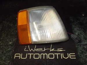 OEM 88-91 USDM Mazda 929 HC front right fender / corner light lamp 041-0620 FR R - Picture 1 of 9