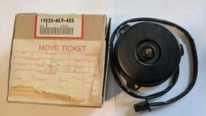 Honda VT750C VT700C Cooling Fan Motor NOS 19030-ME9-405 - Foto 1 di 1