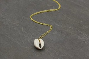 Damen Halskette Kette Anhänger Kaurischnecke Kauri Muschel in Gold Silber Boho - Bild 1 von 1
