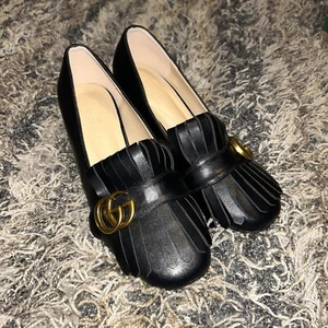GUCCI Black  Mid Heel Loafer 35 Kiltie Fringe Leather Gold GG Logo. Gorge! - Picture 1 of 8