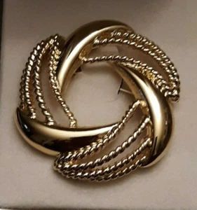 Vintage Stamped Napier GoldTone Textured & Smooth Swirl Brooch - In Orig. Box - Picture 1 of 5