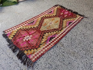 Vintage Turkish Kilim Rug 3.4 x 6 ft Handwoven Wool Tribal Carpet in Pink Tones - Picture 1 of 18