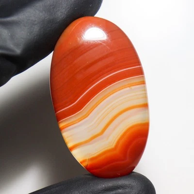 Onyx Oval Cabochon - 81.00 Ct / 48X27X7 mm - Natural Orange Onyx Loose Gemstone - Image 1 of 4