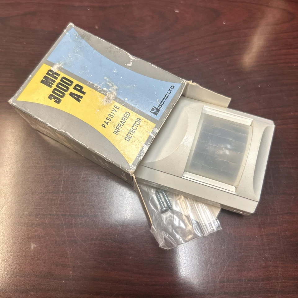 Visonic MR3000AP PIR MOTION SENSOR - Image 1 of 1