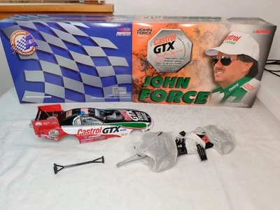 John Force 嘉实多 GTX 8 次冠军 1999 野马滑稽汽车 1: 24 动作 NHRA — 第 1/3 张图片
