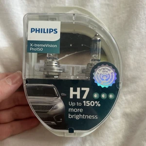 Return- PHILIPS X-tremeVision Pro150 PX26d Halogen Bulb 12972XVPS2 H7 12V 55W - Picture 1 of 3