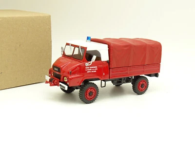 IXO SB 1/43 - Simca Unic Marmon Bâché Pompiers - Image 1 of 2