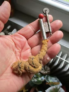 Ancien Petit Briquet à imposante Mèche Amadou - Bild 1 von 5