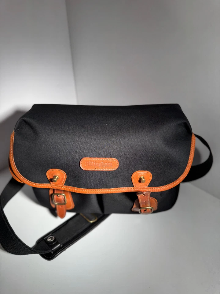 Billingham 相机 Hadley 包,黑色帆布,英国制造,批量 #82012,  — 第 1/4 张图片