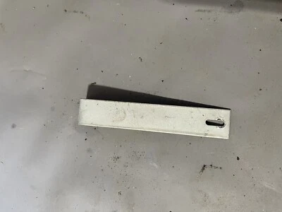 Oldsmobile 88 AM 1966 1965 pulsador radio tablero soporte ochenta y ocho equipos originales Foto 1 de 3