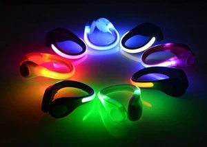 LED Clips für die Schuhe - Mit Sicherheit besser unterwegs - Bild 1 von 12
