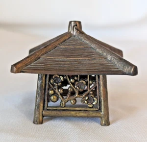 Vintage Messing Räuchergefäß Hütte markiert Symbol Japan Pagode Kirschblüten 2,5" - Bild 1 von 11