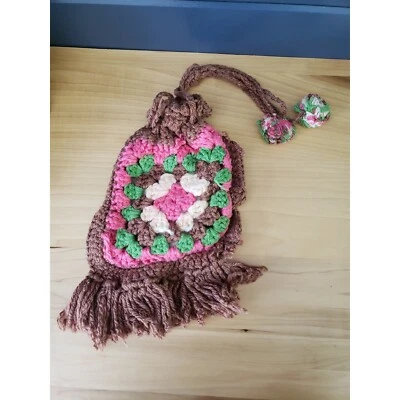 Bolsa cinch vintage de crochê dos anos 70 - Imagem 1 de 2
