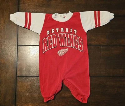 Vintage Baby NHL Detroit Red Wings Romper Jumpsuit Approx. 6-9 Months - Image 1 of 4