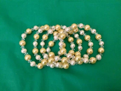 Lote de 5 brazaletes elásticos de 6 pulgadas de plástico amarillo y perlas blancas naturales de agua dulce Foto 1 de 3