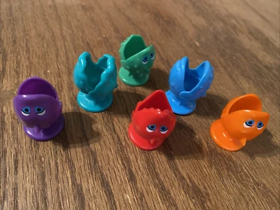 Pressman Deep Sea Edition Lets Go Fishin Replacement Parts 6 Fish - Image 1 of 4