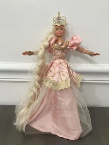 Vtg 90s 1997 Mattel Barbie Rapunzel Doll W/ Original Dress, Crown, Earrings - Picture 1 of 22