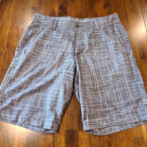 Pantaloncini Under Armour Uomo Taglia 34 Grigio Astratto Chino Golf Estivi Heat Gear