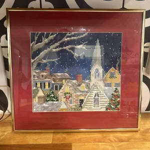 Vintage gerahmte Nadelspitze Weihnachtsdorf Szene Winter Urlaub Dekor Kunst - Bild 1 von 9