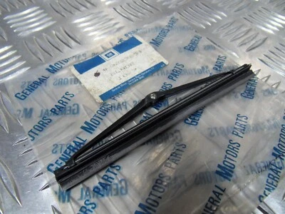 Original Vauxhall Opel Manta B 1x BOSCH Faro limpiaparabrisas 1976 a 1982 Nuevo de Lote Antiguo Foto 1 de 4