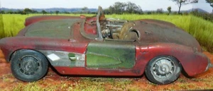 1/18 ( DS ) 1957 Chevy Corvette weathered, rusty, and barn find - Picture 1 of 10