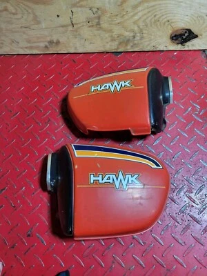 Honda Hawk CB400T 1978 cubiertas de panel de carrocería lateral izquierdo y derecho Foto 1 de 4