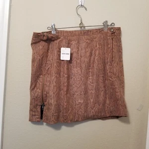 NWT Free People Skirt Aligator Print Size 12 35 X 16 - Picture 1 of 9