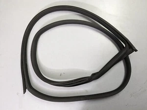 2016 CHEVROLET CAMARO SS Front Left Door Seal Rubber 23115060 - Picture 1 of 2