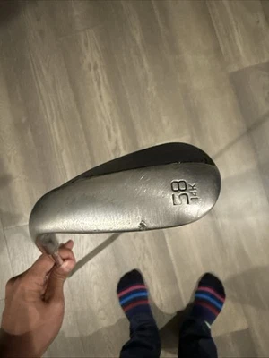 Cuña Titleist Vokey SM10 níquel lob 58*14K acero eje flexible LAMKIN Foto 1 de 3