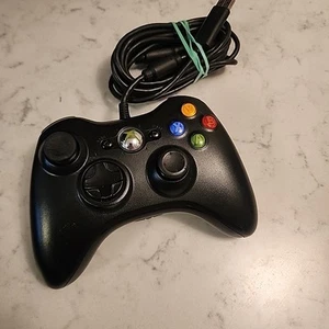Microsoft Xbox 360 Controller Black Wired w/ Break Away USB Genuine OEM *Tested* - Picture 1 of 8