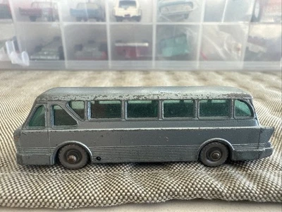 LESNEY 火柴盒 LEYLAND 皇家老虎教练 40 银塑料轮 复古 1961 — 第 1/4 张图片