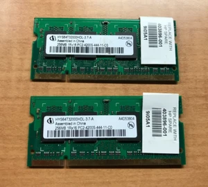 512 MB (2x256 MB) Hynix DDR2 PC-4200S 533 MHz 200 pines SO-DIMM - HYS64T32000HD - Imagen 1 de 1