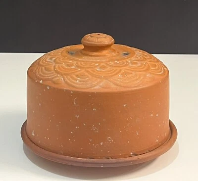 Ancien Beurrier En Terre Cuite - Photo 1/4