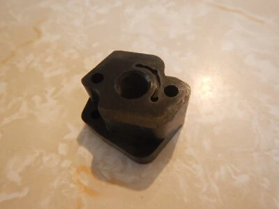 Echo SRM-211 Carburador Admisión Aislador / Adaptador Foto 1 de 3