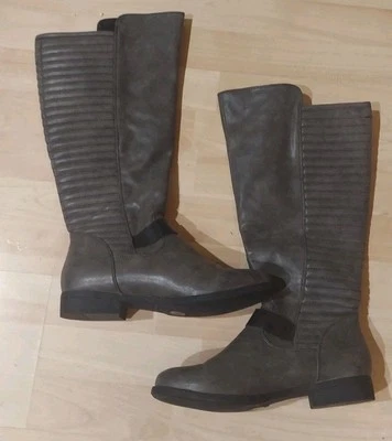 Nicole Gray Faux Leather Womens Boots Sz 9M - Image 1 of 3