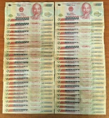 Vietnamese Dong 10 Million ( 50 x 200000 Note ) Vietnam Banknotes Currency Money - Image 1 of 4