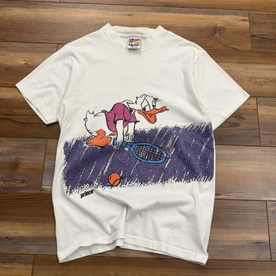 Camiseta blanca vintage Prince Disney tenis Mickey Mouse Foto 1 de 4